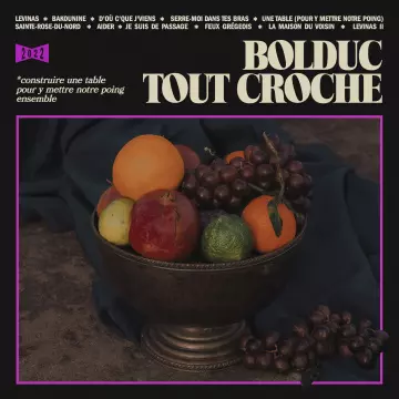 Bolduc tout croche - Construire une table pour y mettre notre poing ensemble